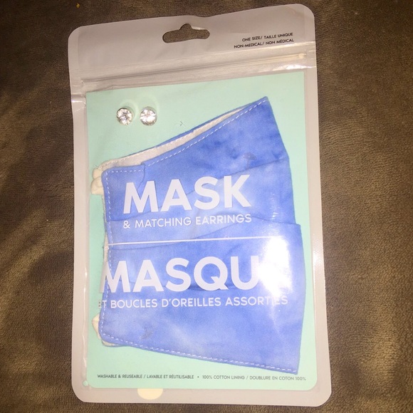 Cloudy blue mask w. Matching earings💙 - Picture 1 of 3